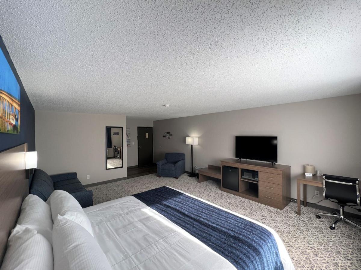 Hilltop Inn & Suites 그로브 외부 사진