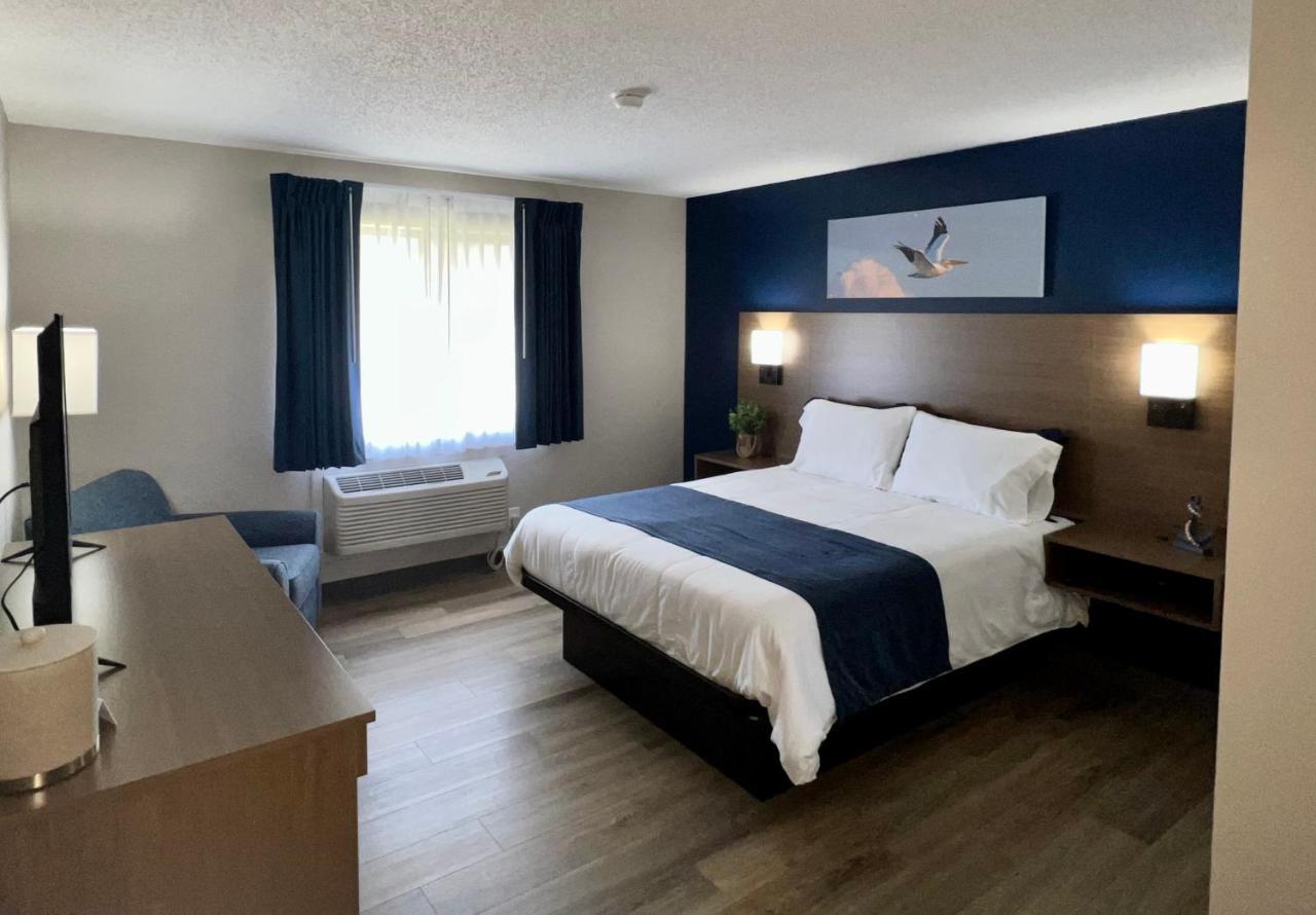 Hilltop Inn & Suites 그로브 외부 사진